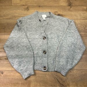 H&M Gray cardigan with brown buttons